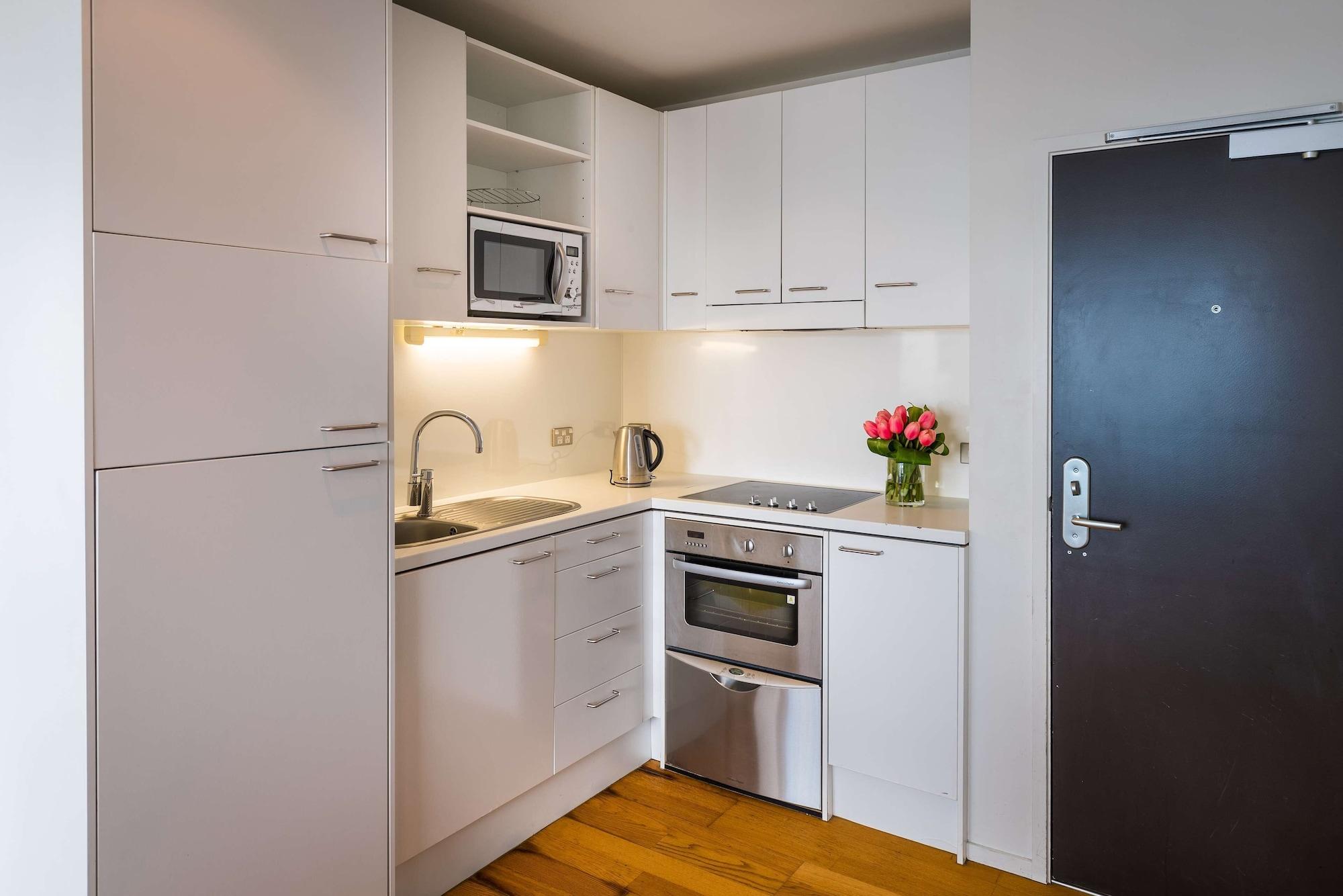 Auckland Harbour Suites Eksteriør billede