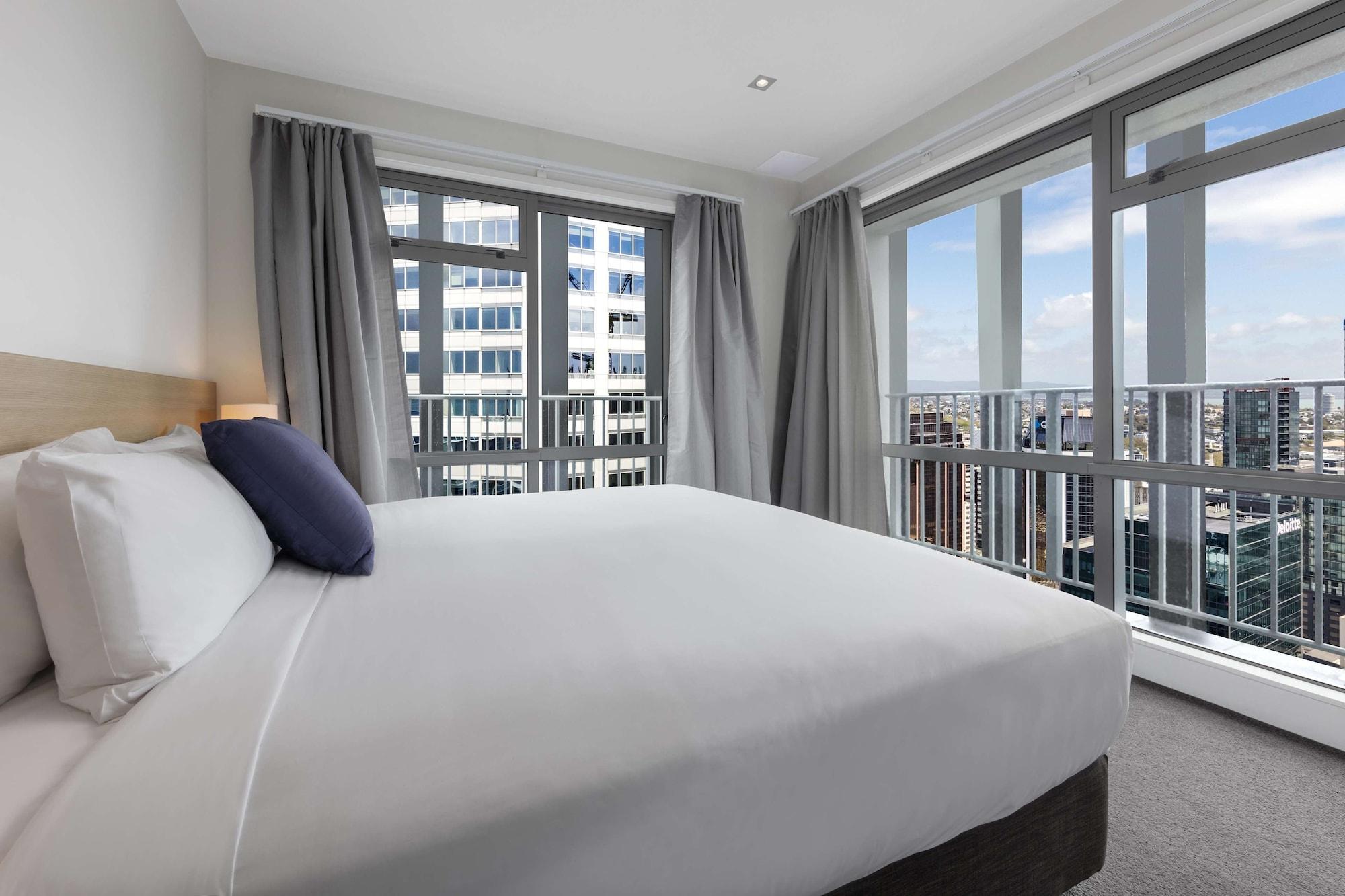 Auckland Harbour Suites Eksteriør billede